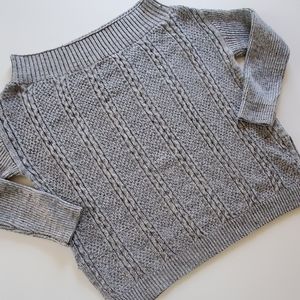 Venacular sweater size medium